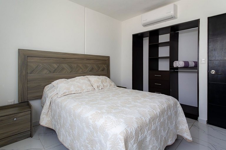 Málaga 233, Playa Diamante